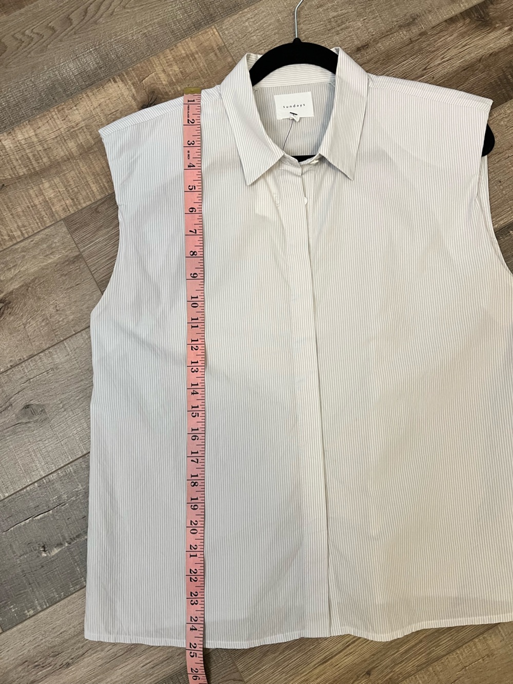 Anthropologie sundays Striped Button-Front sleeveless Shirt in White and gray - Picture 7 of 10